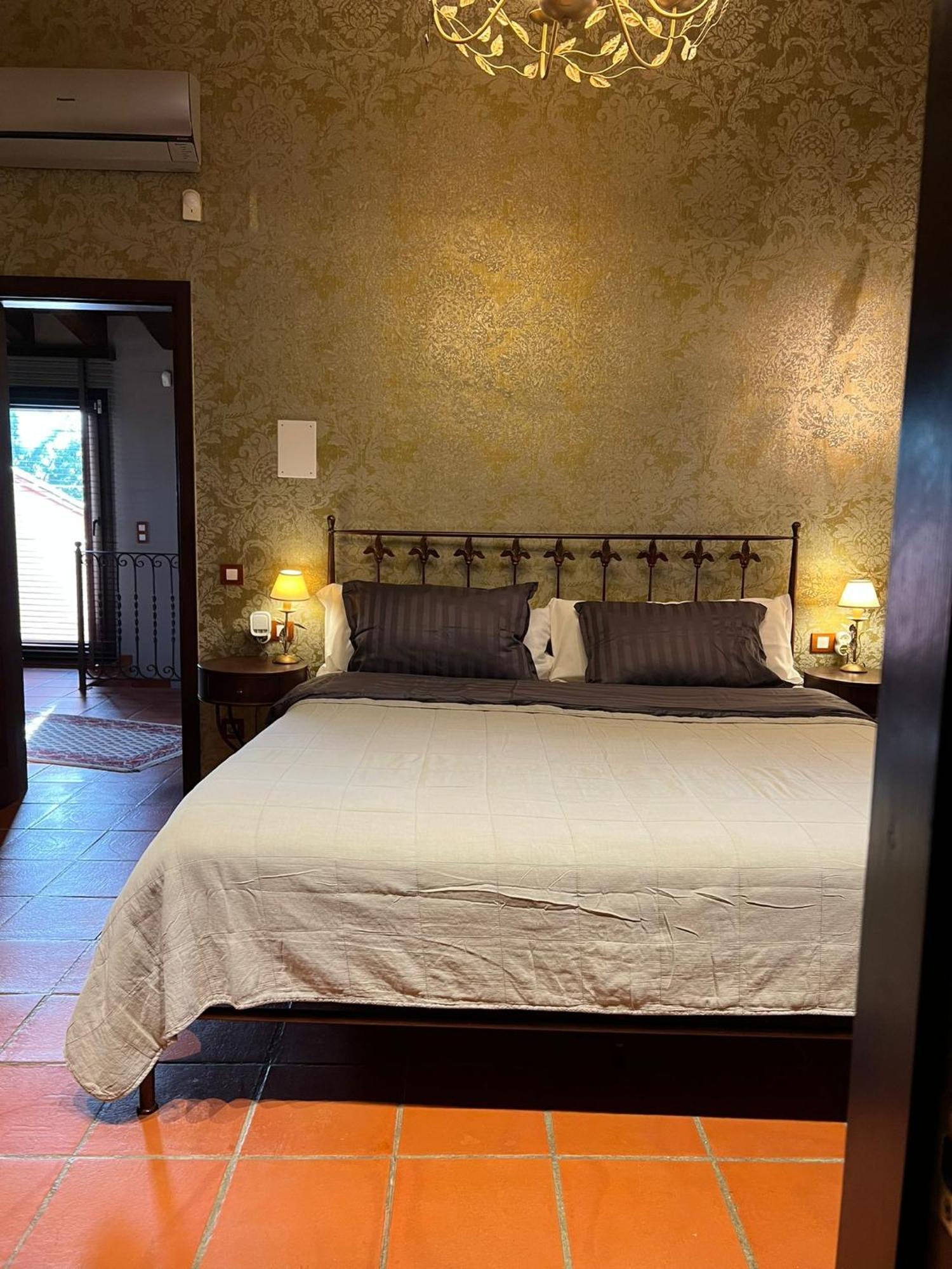 Villa Sol Peralada Golf Экстерьер фото