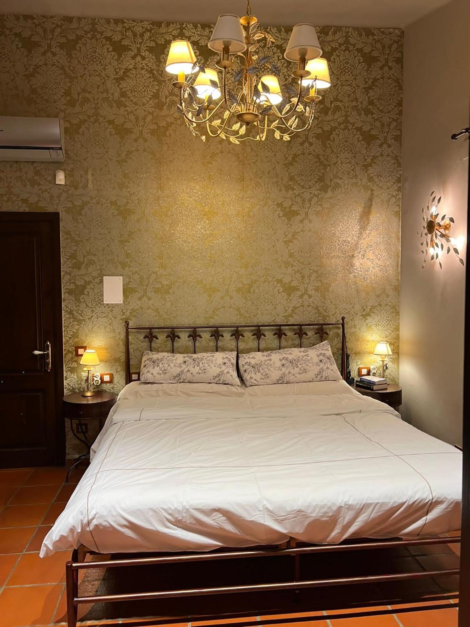 Villa Sol Peralada Golf Экстерьер фото